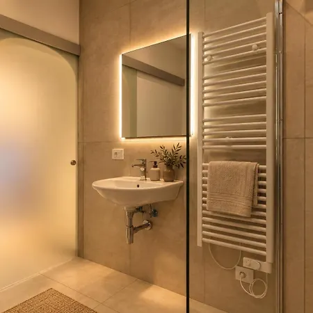Elce - Historic Beams & Modern Design Apartment Perugia